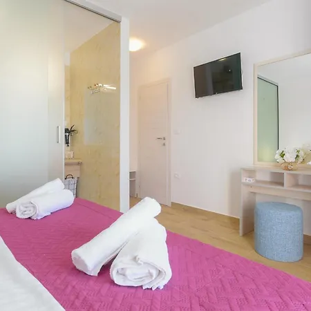 Holiday home Mala Vala Pula